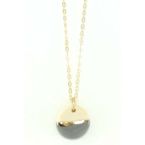 Zoe Comings: Necklace - grey & gold circle